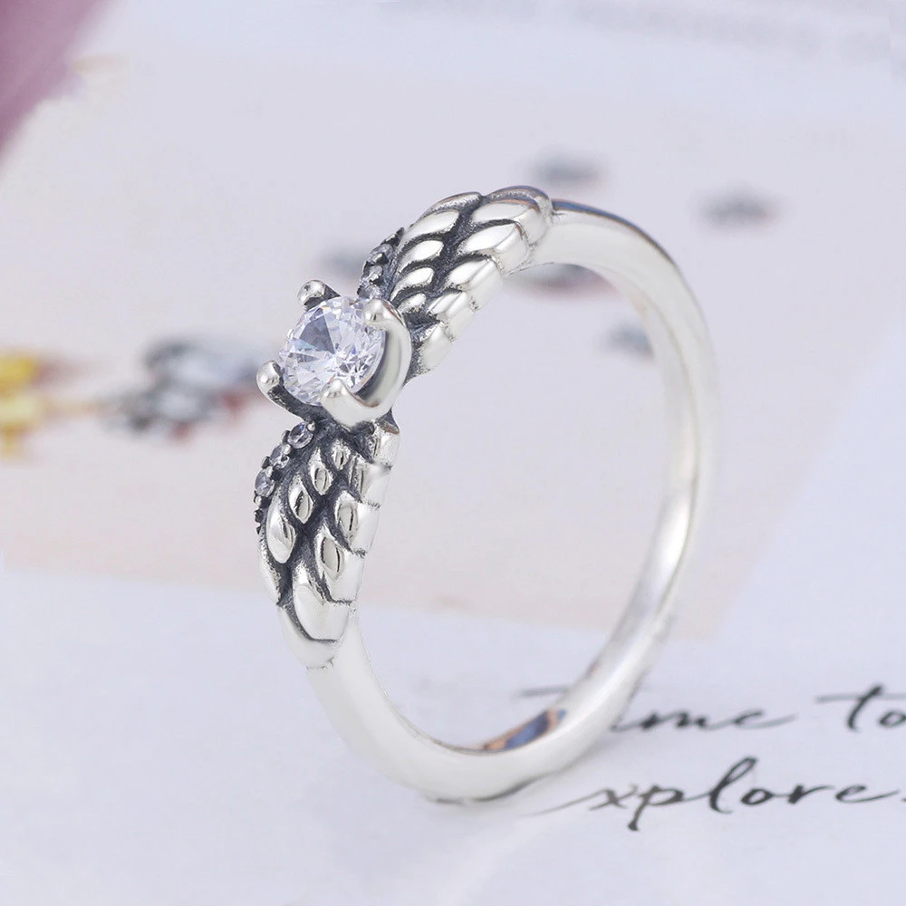 Bright Angel Wings Zircon Ring