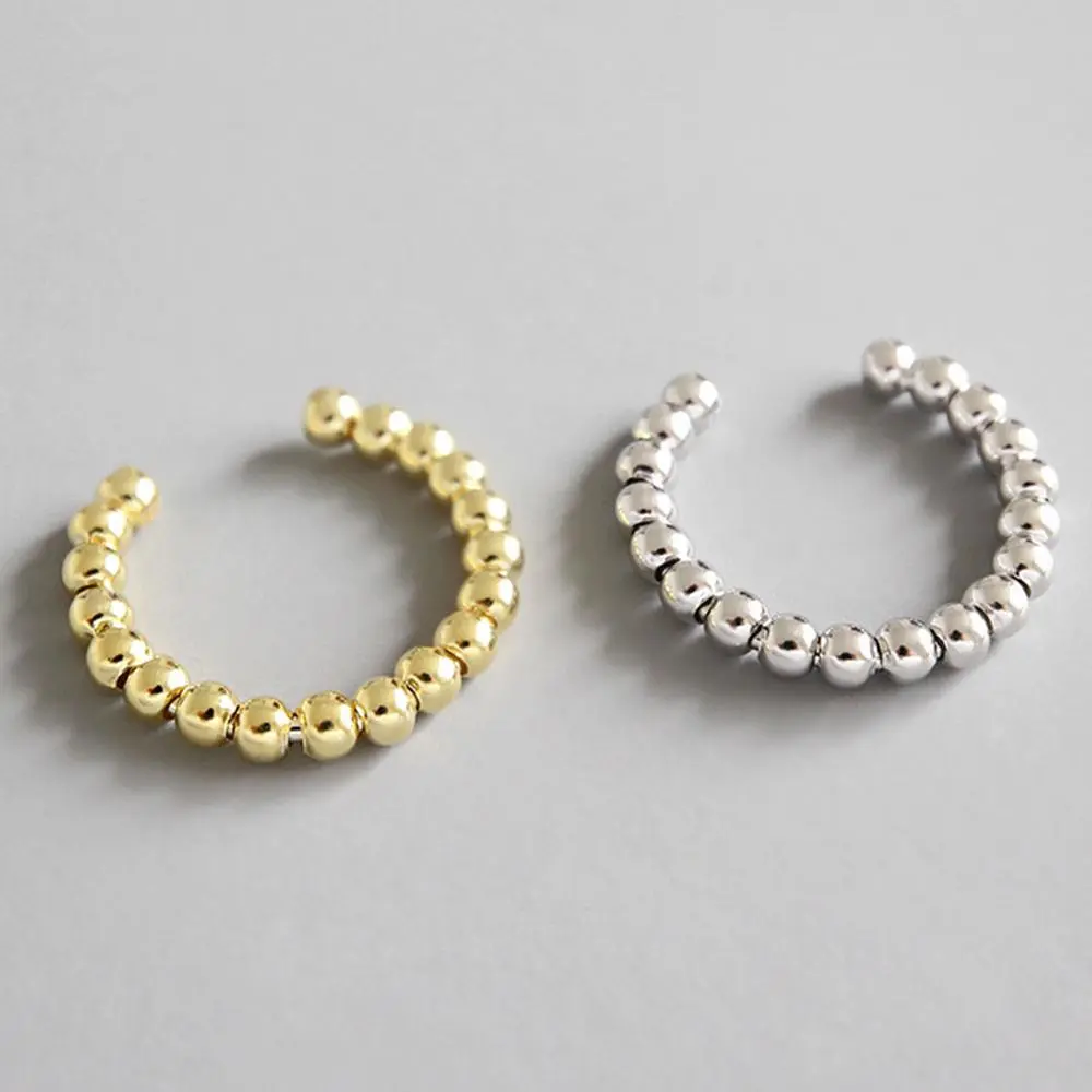 Simple geometric round beaded female ring