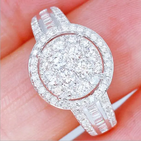 Women's Diamond Ring