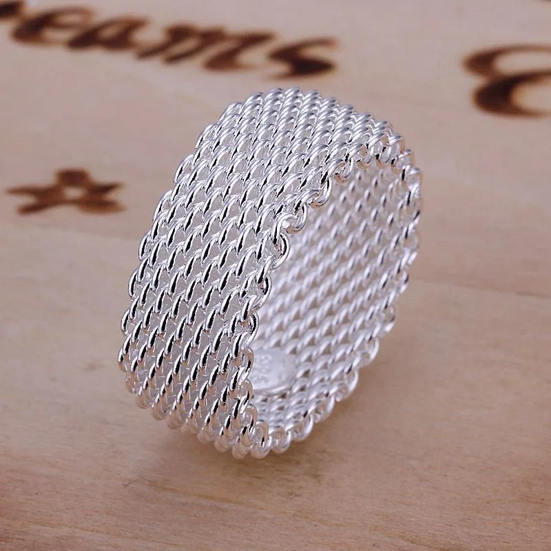 Exaggerated wire mesh ring women