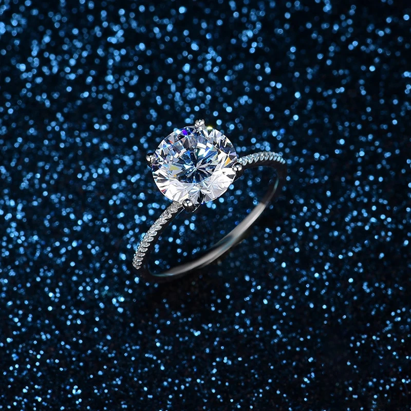 Six prongs 2.75 carat simulation diamond ring