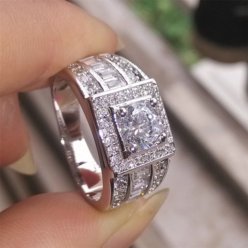 Group of European and American men's diamond ring