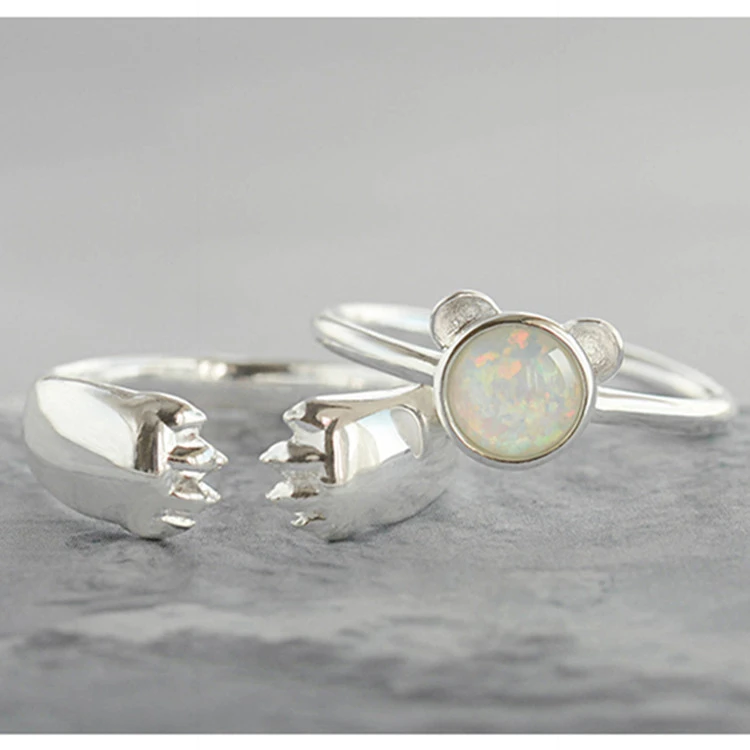 Bear Hug Couple Ring