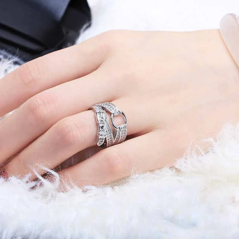 Simple diamond belt buckle index finger ring zircon