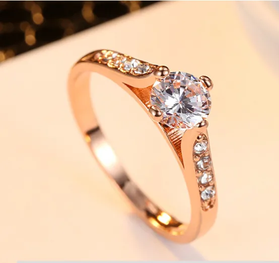 Women's Ring Inlaid Round Shiny Zircon Ring