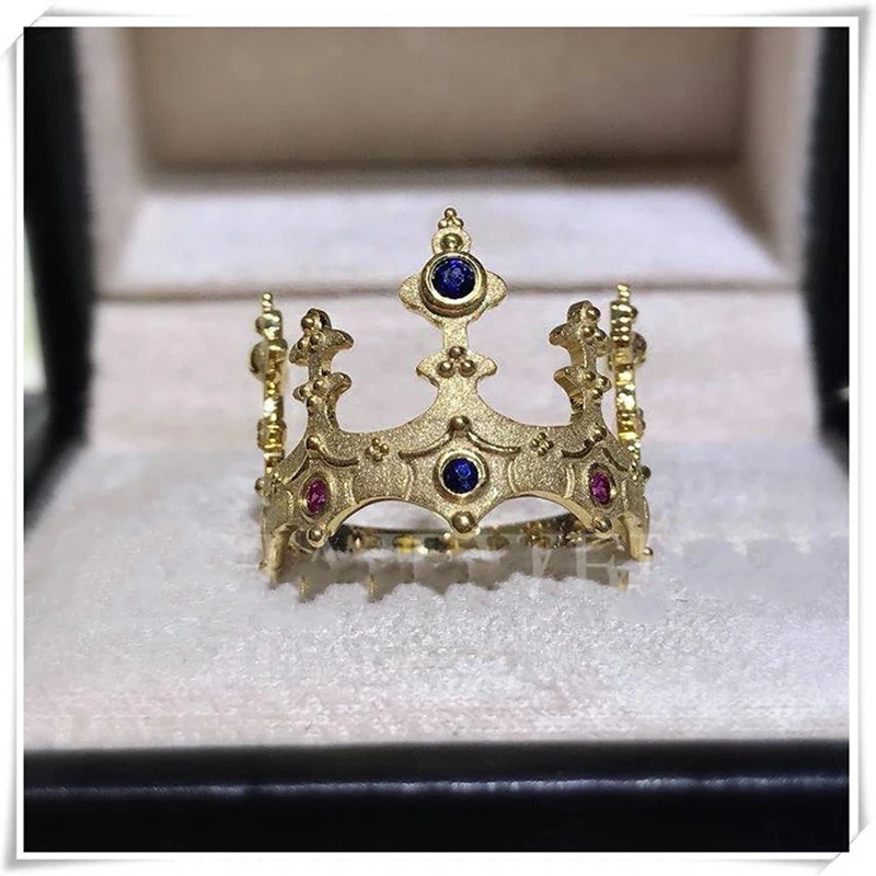 Vintage castle crown ring