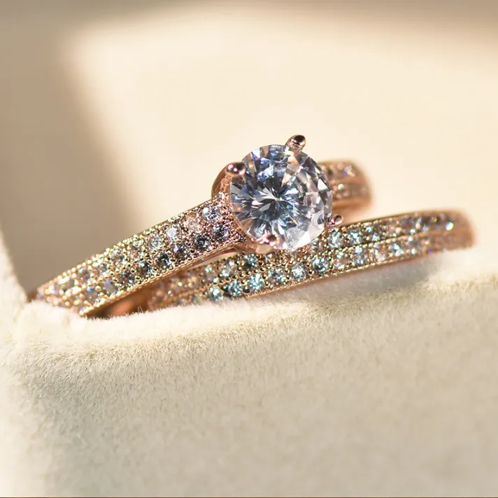 Micro-set ring or diamond engagement ring