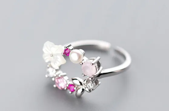 Shell wreath ring