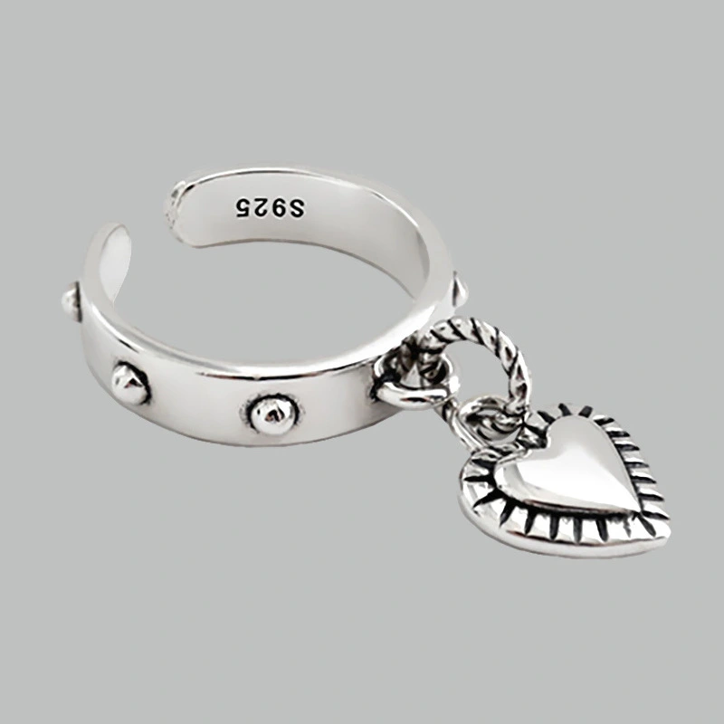Niche retro love ring heart-shaped ring cute ring