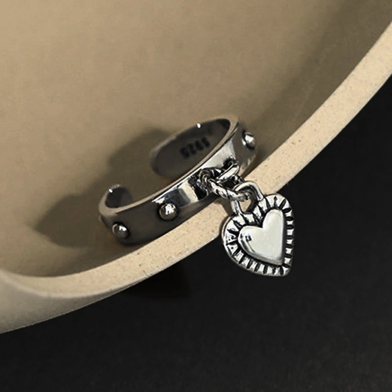 Niche retro love ring heart-shaped ring cute ring