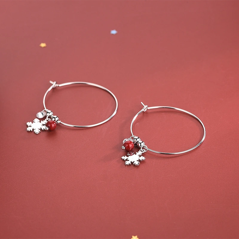 Flash diamond red ball Snowflake Earrings