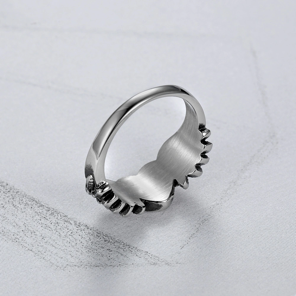 Heart-shaped wings locomotive ladies ring