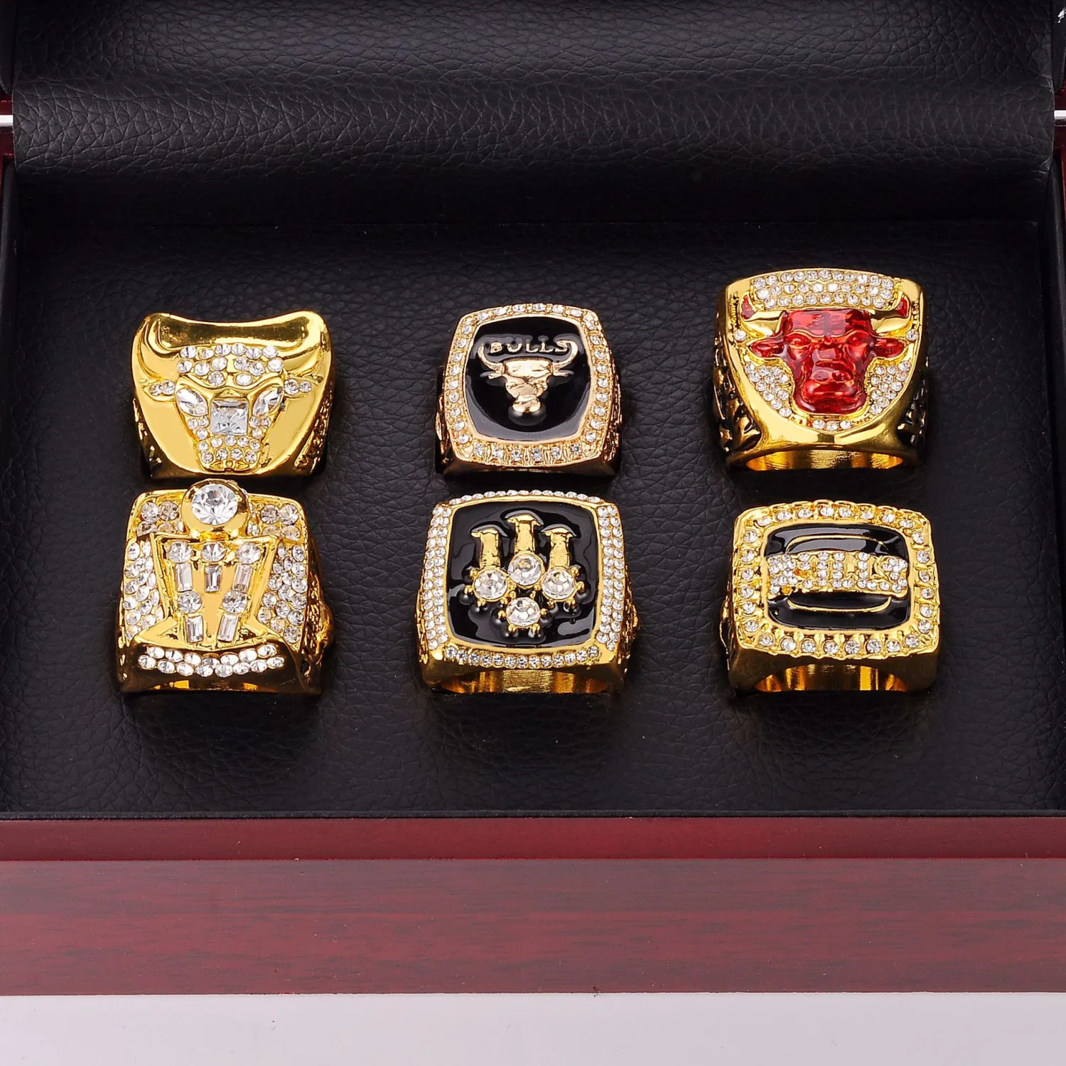Chicago Bulls Total Men's Ring Wooden Box Set