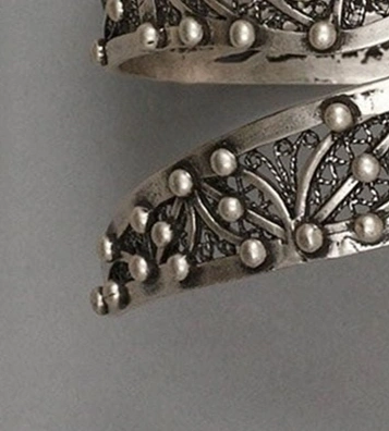 Vintage Snake Shape Ring Hollow Leaf Beaded Silver ring