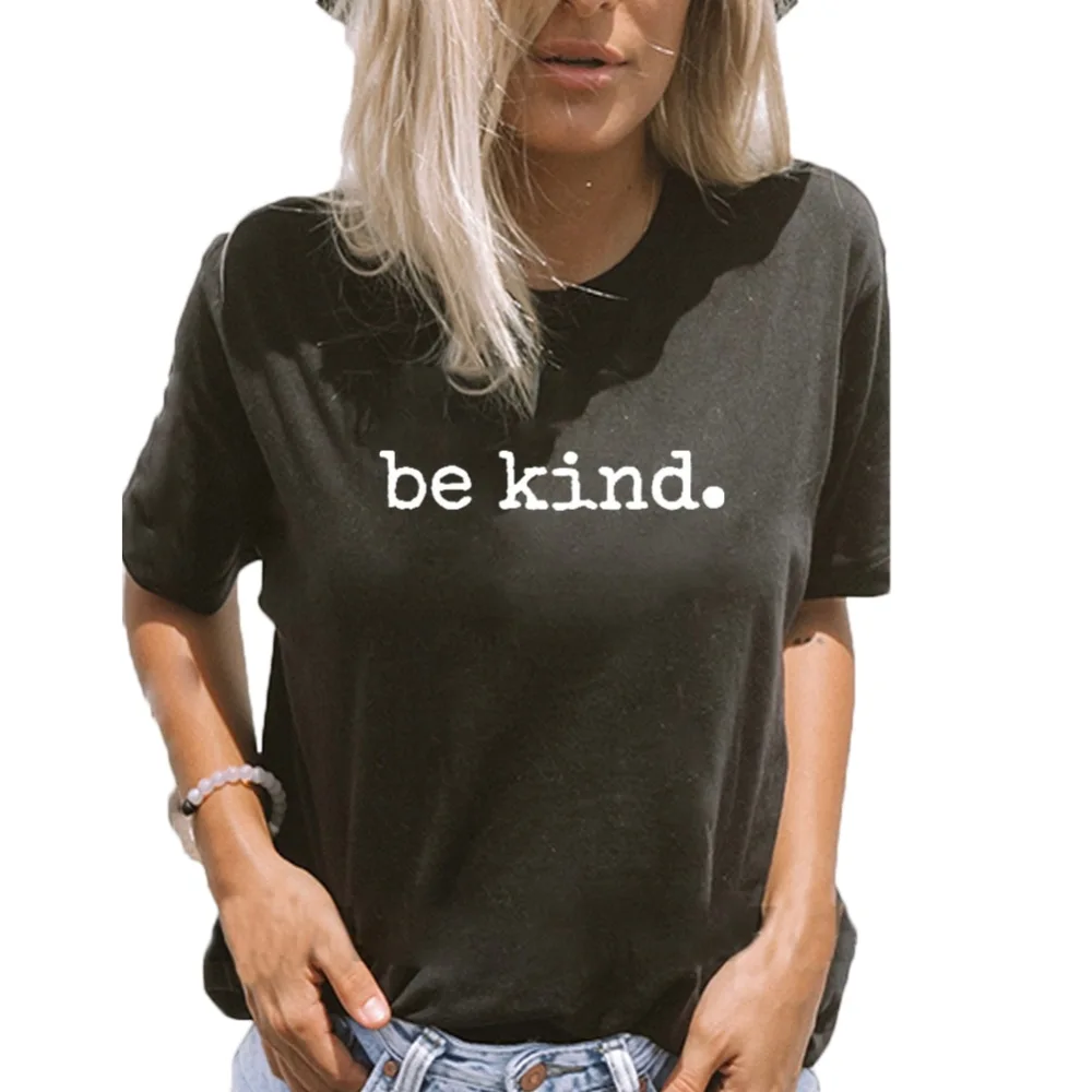 Be kind lettered top short sleeve T-shirt