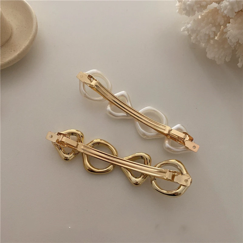 Korean RetroGeometric Color Spring Clip Girl Color Imitation Pearl Hairpin