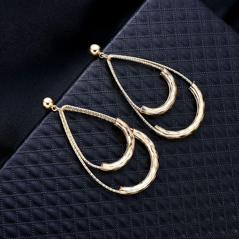 Teardrop earrings