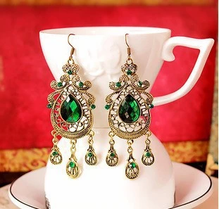 Vintage Tassel Drop Earrings Bohemian Water Drop Green Crystal Stone Long Earrings