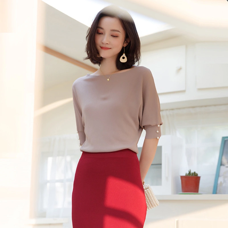 New half sleeve t-shirt female spring and summer loose Korean version of beaded simple knit shirt ins tide