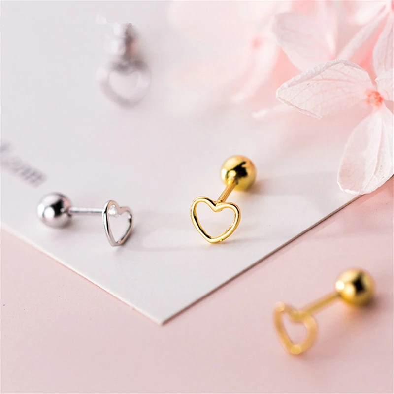 Hollow love earrings