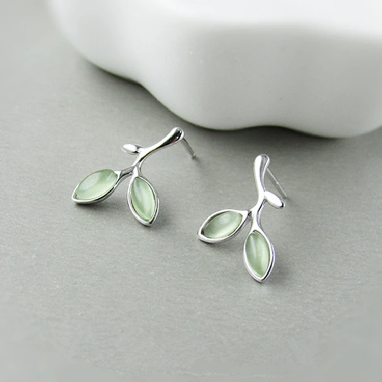 Contracted leaf 925 sterling silver ear nail