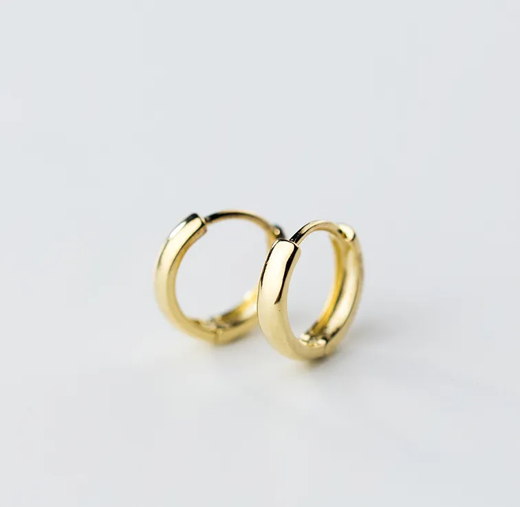 Sweet Simple Glossy Gold Round Earrings