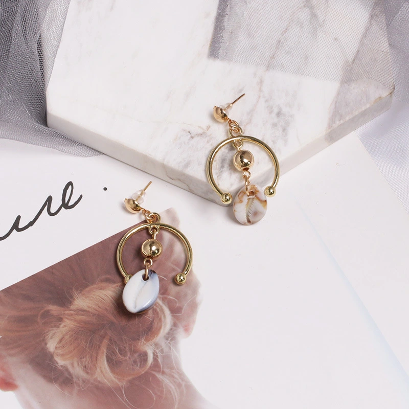 Maracas Shell Earrings