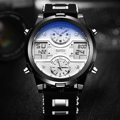 Dual movement quartz watch
