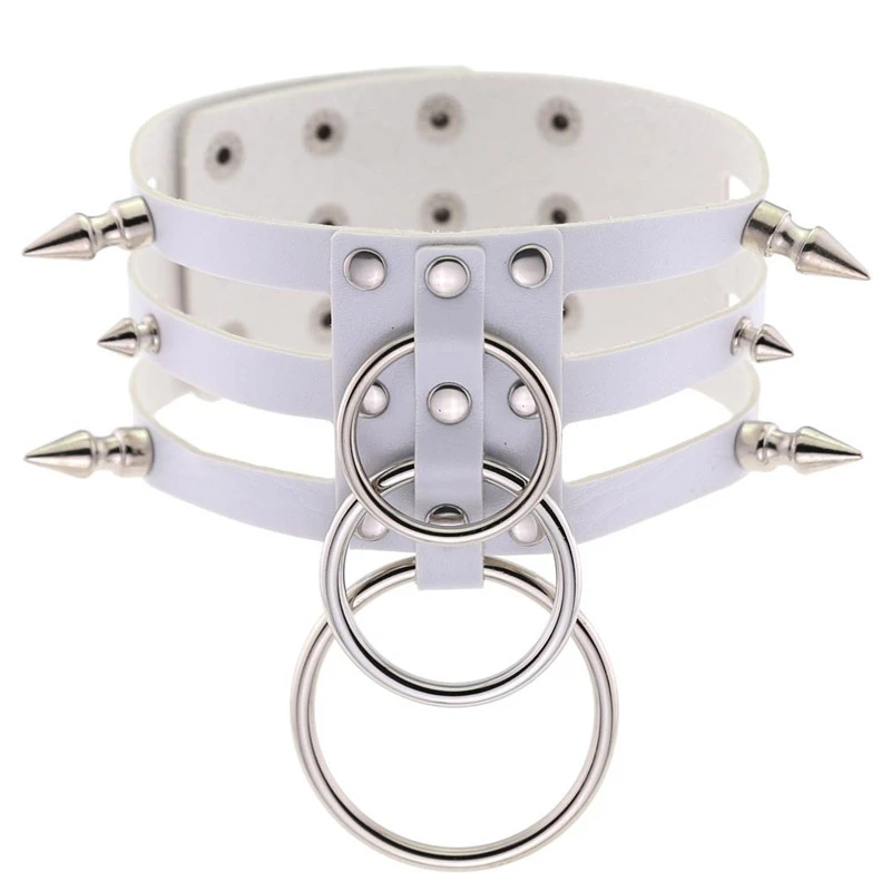 Three rows of three rings rivet collar