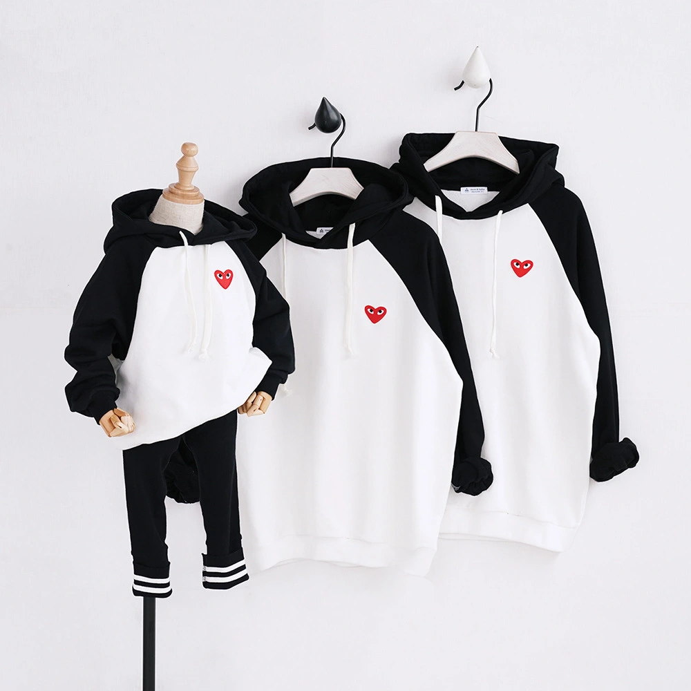 Fork shoulder strap with embroidered parent-child sweater
