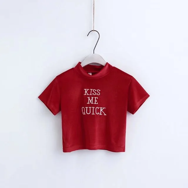 T-shirt with tight body and bottom, high collar, embroidered silk, short sleeve, high waist and umbilical cord, short T-shirt