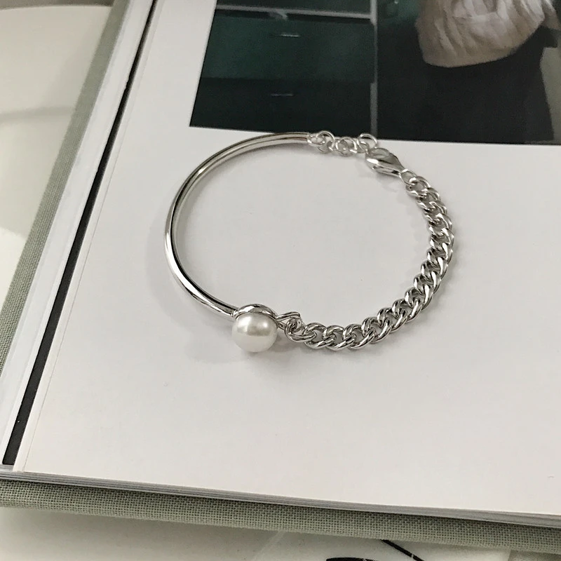 Asymmetrical pearl bracelet women