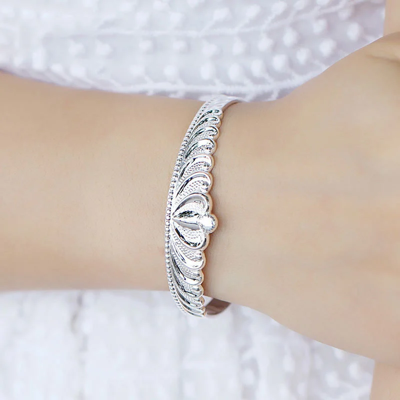 Crown bracelet bracelet