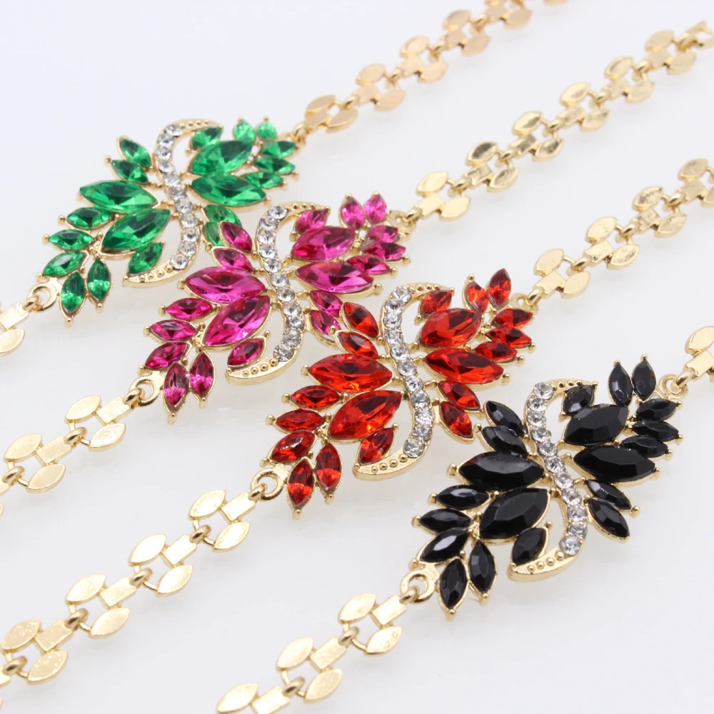 Popular Diamond-Studded S-shaped Resin Flower Bracelet