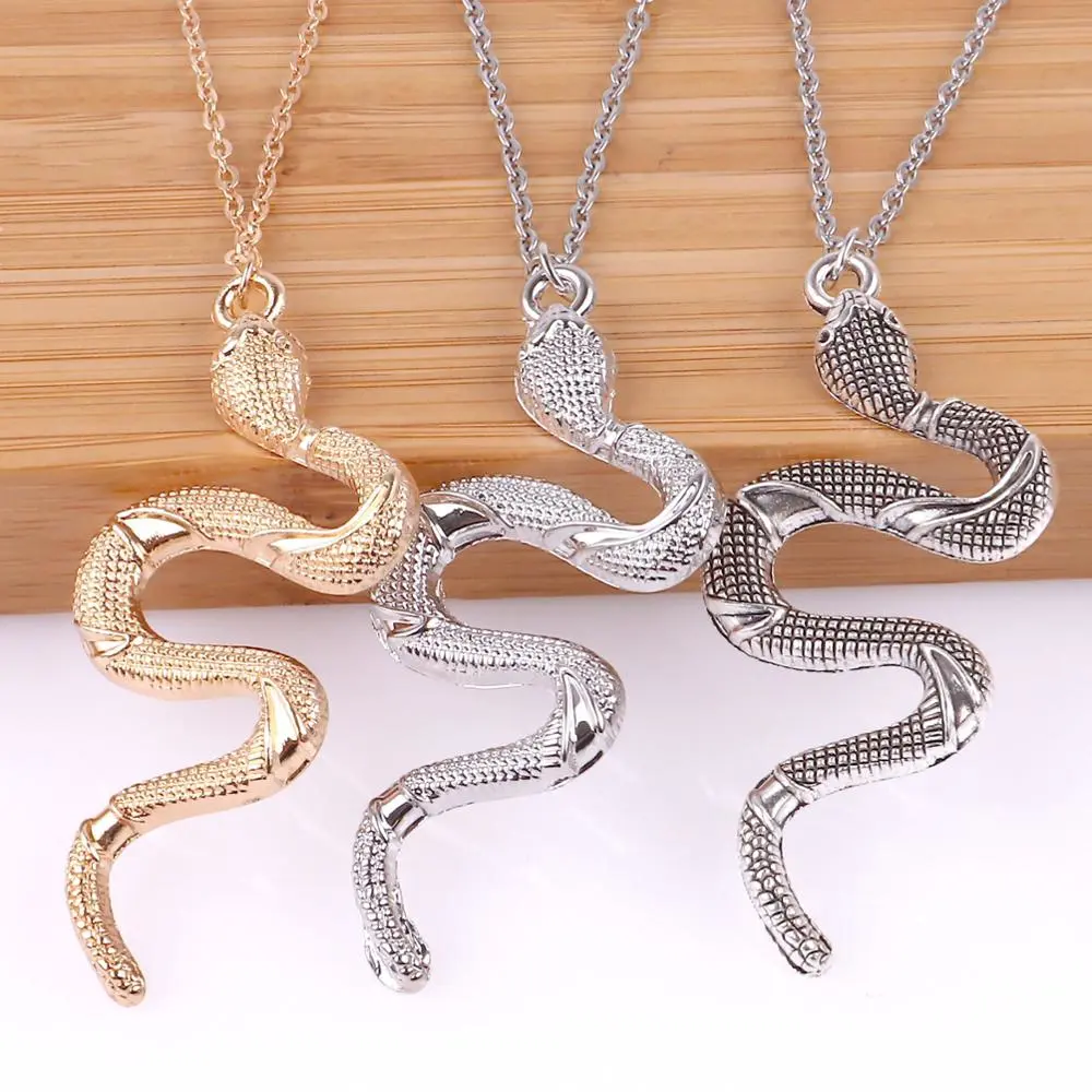 Serpentine curve alloy necklace