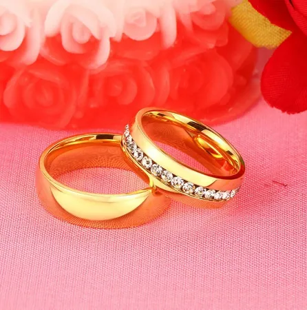 Gold color Stainless Steel Wedding Bands Shiny Crystal Ring for Female Male Jewelry 6mm Engagement Ring