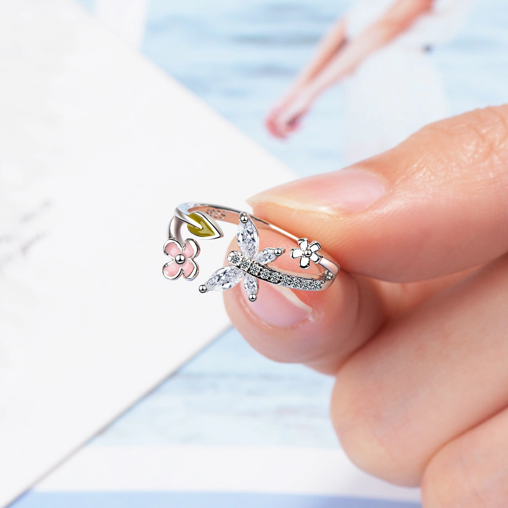 Women's Rhinestone Flower Ring