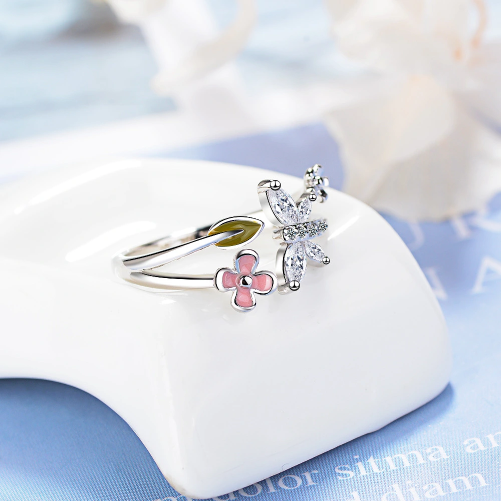Women's Rhinestone Flower Ring