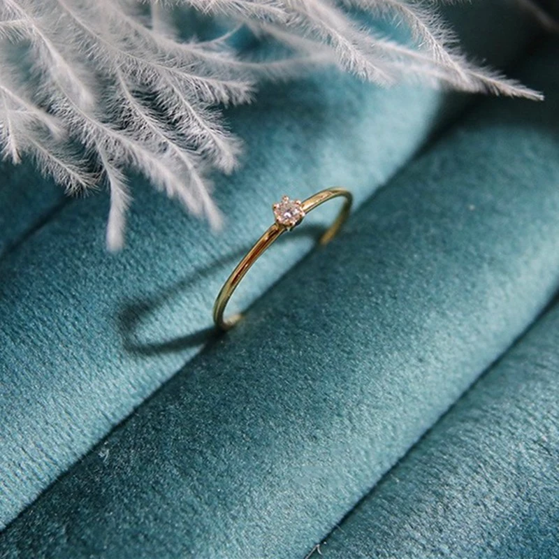 Very Thin Single Diamond Ring With 925 Sterling Silver Plated 14K Gold Ring For Ladies Tail Ring