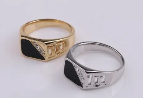 Drop oil ring European and American classic square fashion men's ring