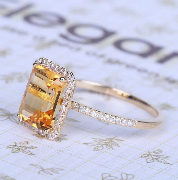 Fashion Champagne Diamond Diamond Engagement Ring Micro-set inlaid yellow gemstone ring