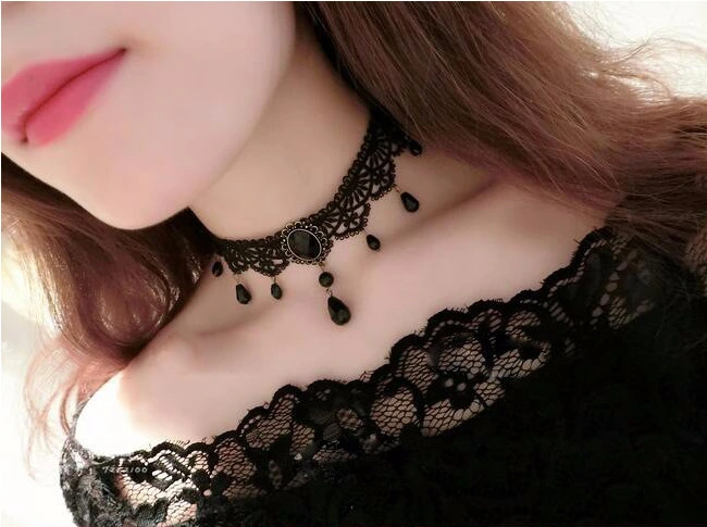 Black Velvet Choker