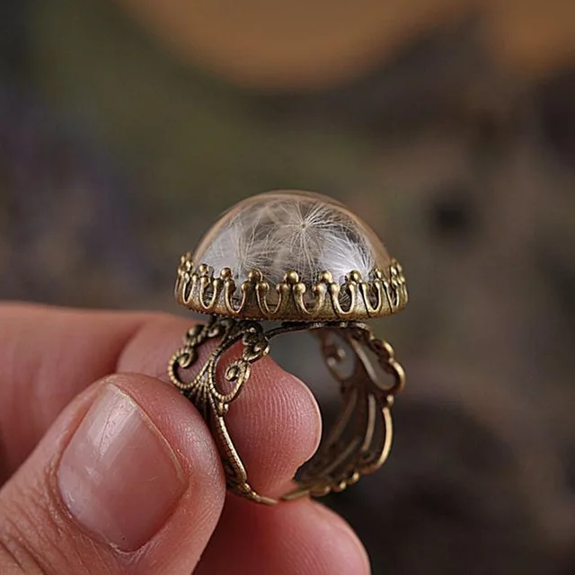 Transparent bubble moss glass ball ring