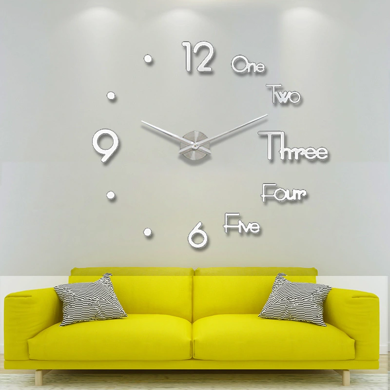 Simple fashion round clock