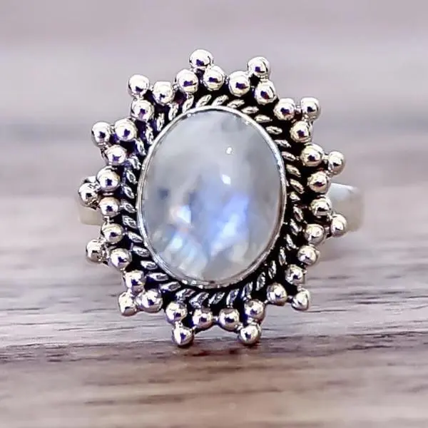 Inlaid moonstone gemstone ring