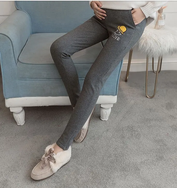 Maternity casual pants