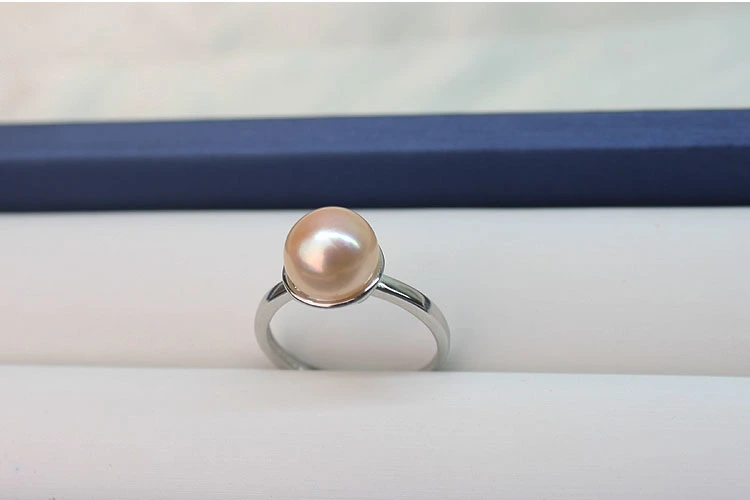 Freshwater pearl ring