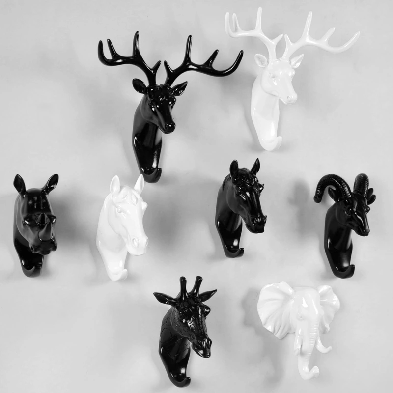 Creative animal head wall hanging