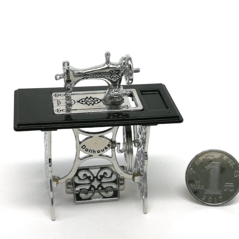 Doll house sewing model