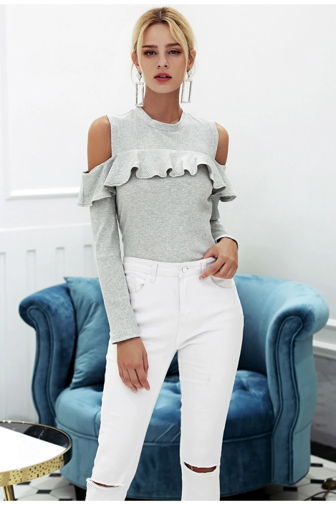 Sexy off-the-shoulder wooden ear knit jersey top